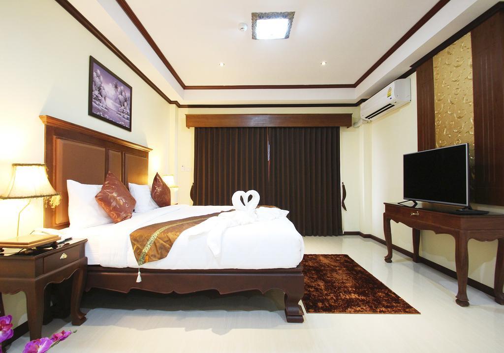 I Boutique Hotel Pluak Daeng Exterior photo